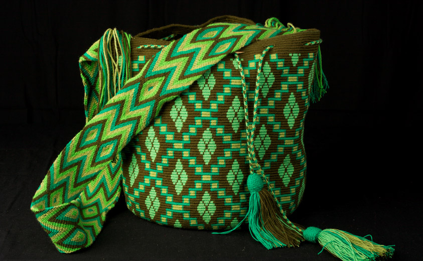 12665_mochila-wayuu-guajira-artesanias-colombia-2014